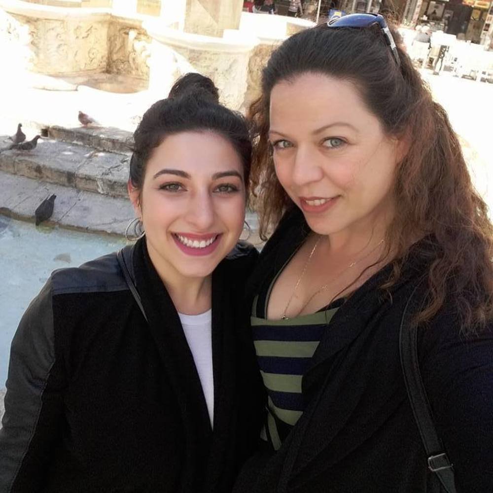 Meet your Posher, Anna